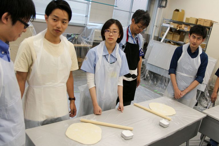 堺市・平井子ども会様 出張手打ちうどん作り体験 2016年6月5日 20170605-5.jpg – イリコスキー製麺所
