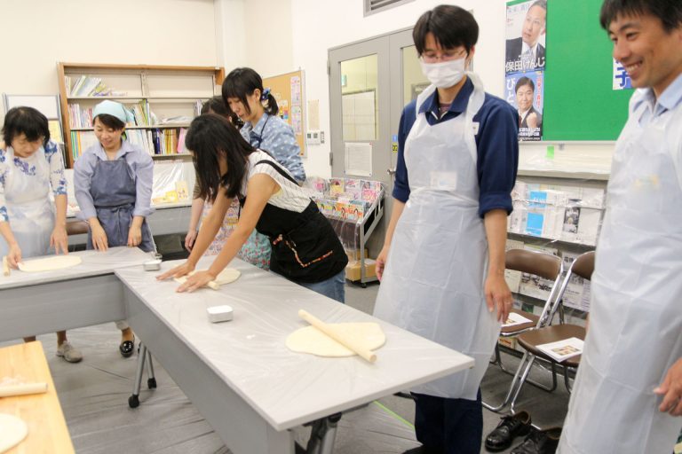 堺市・平井子ども会様 出張手打ちうどん作り体験 2016年6月5日 20170605-6.jpg – イリコスキー製麺所