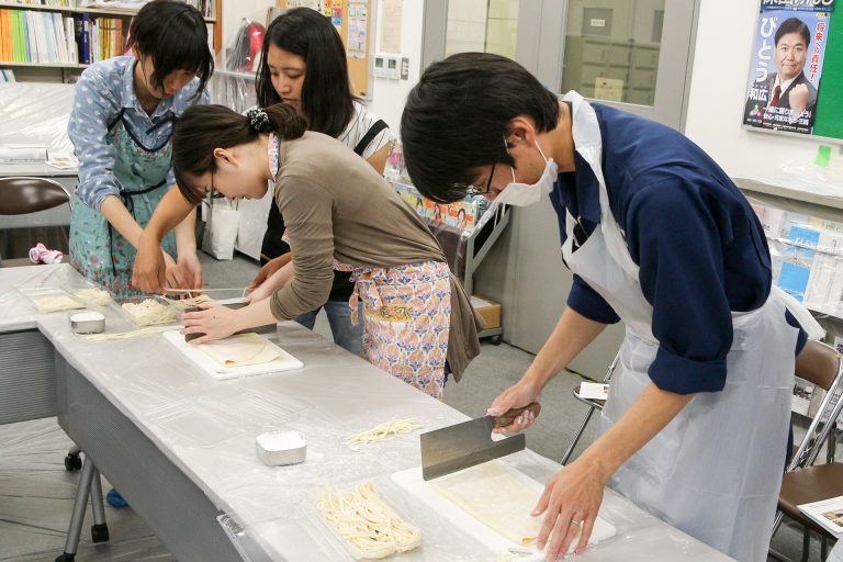 堺市・平井子ども会様 出張手打ちうどん作り体験 2016年6月5日 20170605-8.jpg – イリコスキー製麺所