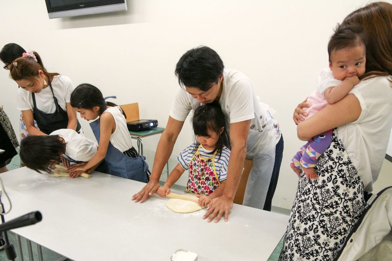 堺市・平井子ども会様 出張手打ちうどん作り体験 2016年6月5日 20170606-4.jpg – イリコスキー製麺所