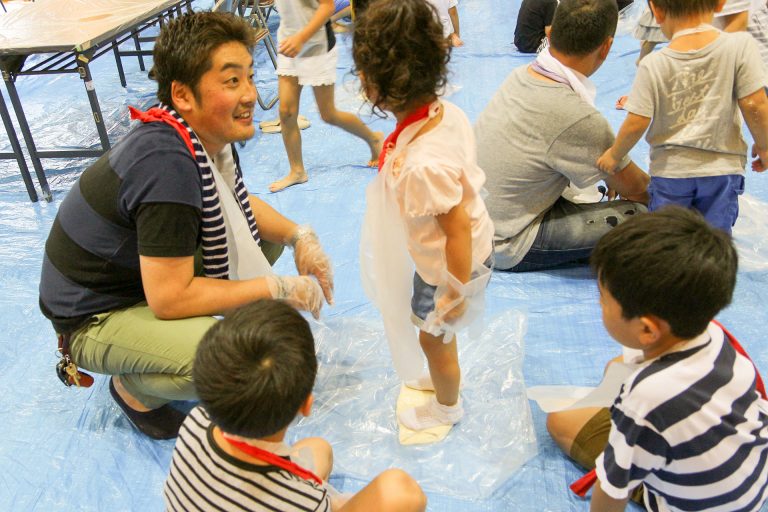 堺市・平井子ども会様 出張手打ちうどん作り体験 2016年6月5日 20170625-09.jpg – イリコスキー製麺所