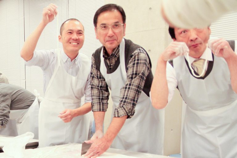堺市・平井子ども会様 出張手打ちうどん作り体験 2016年6月5日 201711201-12.jpg – イリコスキー製麺所