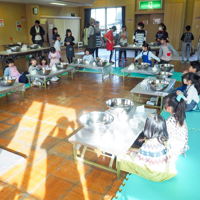 株式会社クボタ 本社阪神事務所さま@兵庫県尼崎市 出張手打ちうどん作り体験 2017年12月14日 20200111-2.jpg – イリコスキー製麺所