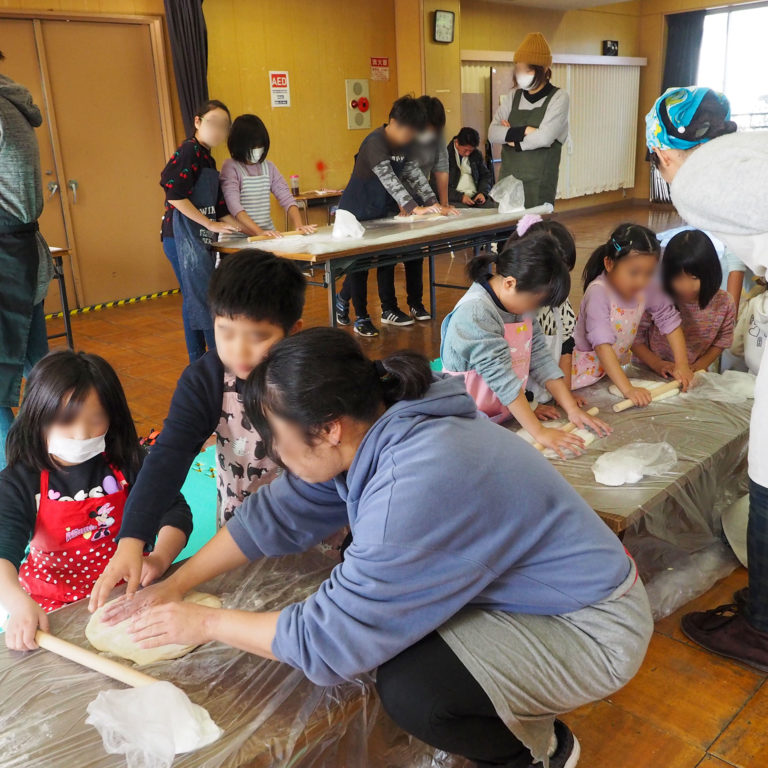 株式会社クボタ 本社阪神事務所さま@兵庫県尼崎市 出張手打ちうどん作り体験 2017年12月14日 20200111-4.jpg – イリコスキー製麺所