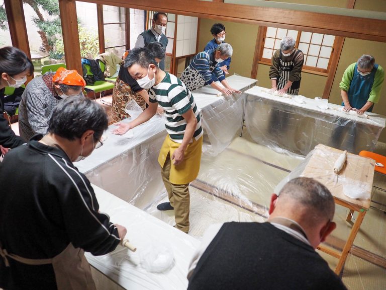 株式会社クボタ 本社阪神事務所さま@兵庫県尼崎市 出張手打ちうどん作り体験 2017年12月14日 20200222-8.jpg – イリコスキー製麺所