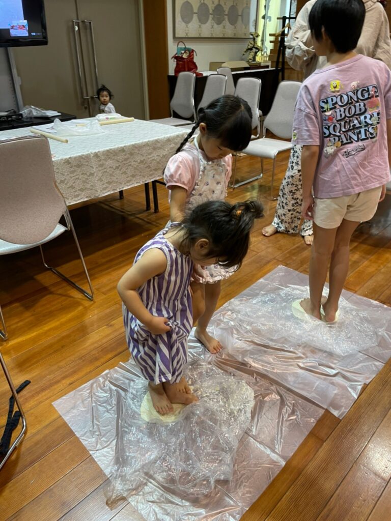 大阪市立豊里小学校PTA様＠大阪市東淀川区 出張手打ちうどん作り体験 2022年7月7日 4f3ecaf2b07206944bbf30b6c8b25953.jpg – イリコスキー製麺所