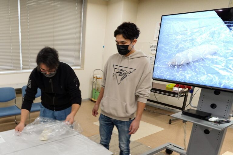 大阪市立豊里小学校PTA様＠大阪市東淀川区 出張手打ちうどん作り体験 2022年7月7日 A7C09517.jpg – イリコスキー製麺所